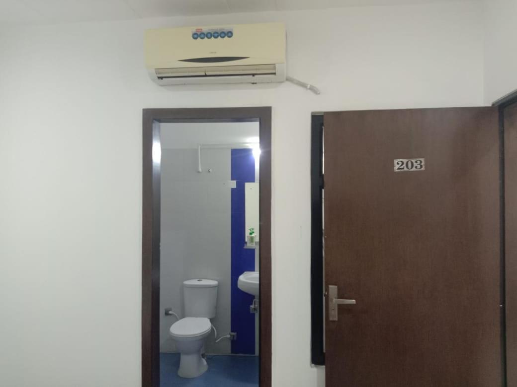 Supreme Guest House By Wb Inn Agra  Exterior foto