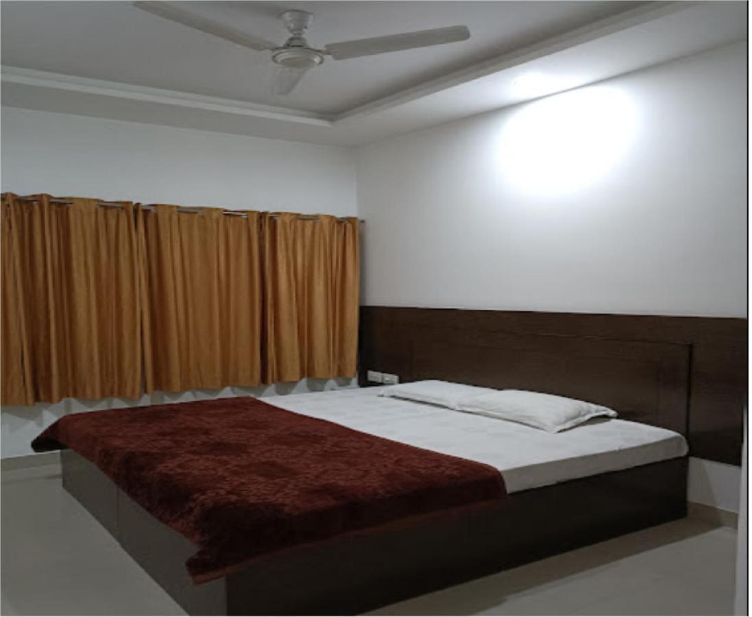 Supreme Guest House By Wb Inn Agra  Exterior foto